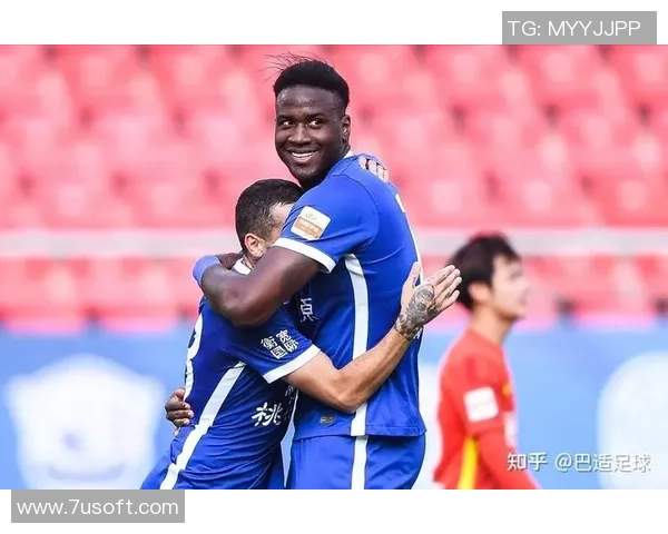 武汉足球队以85分领跑总决赛积分榜展现强大实力和夺冠希望